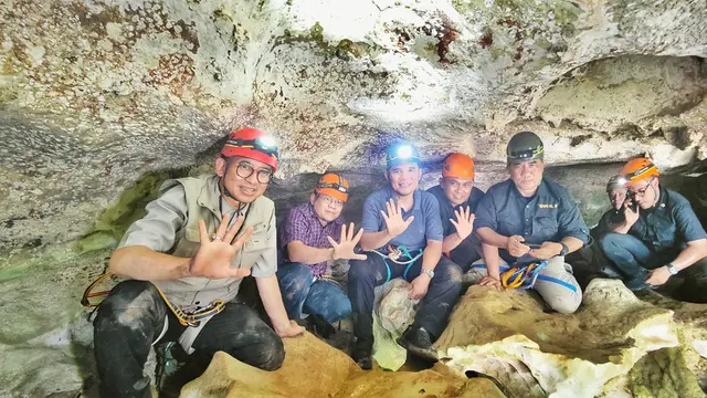 Resmikan Taman Arkeologi Leang-Leang