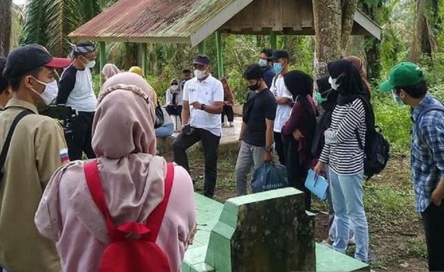 Tim Arkeolog Teliti Prasasti Talang Tuo