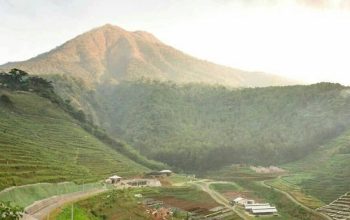 Tempat Suci Era Kerajaan Kediri Kini Diselimuti Mitos