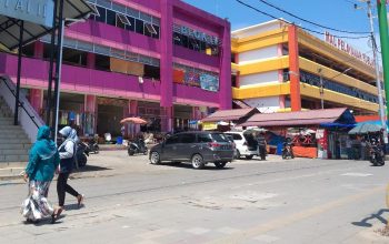 Berburu Barang Antik dan Oleh-Oleh