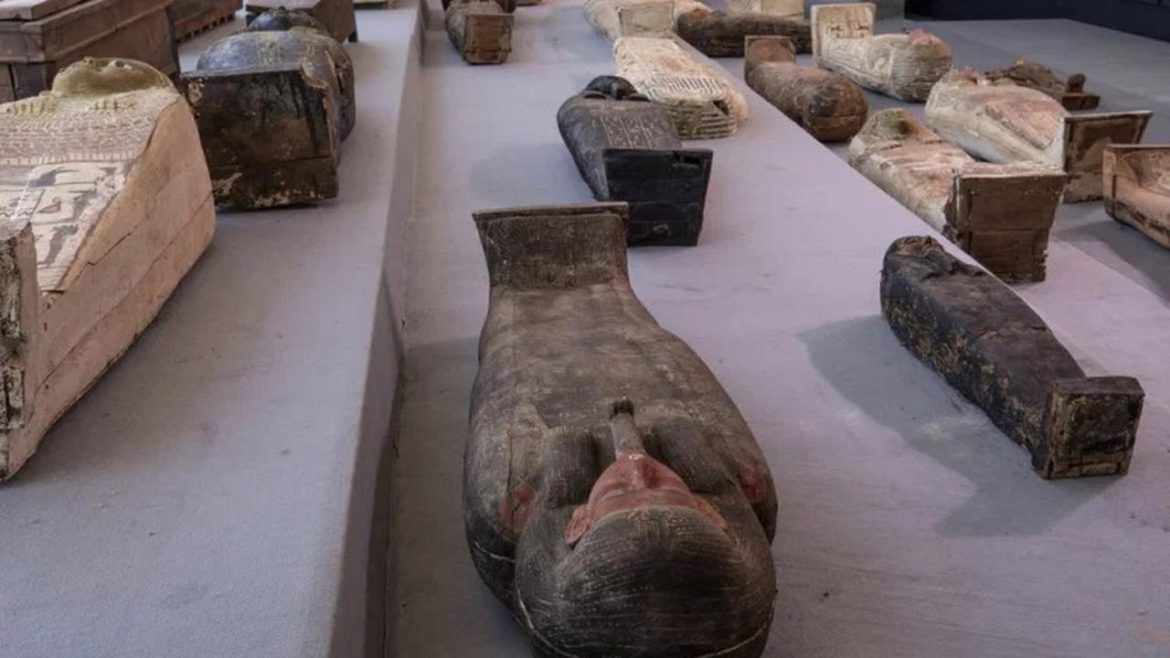 Mesir Pamer Temuan Barang Antik Terbaru