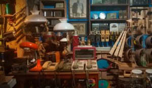 Tempat Berburu Barang Antik di Cirebon