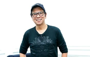 Kini Jualan Barang Antik untuk Bertahan Hidup