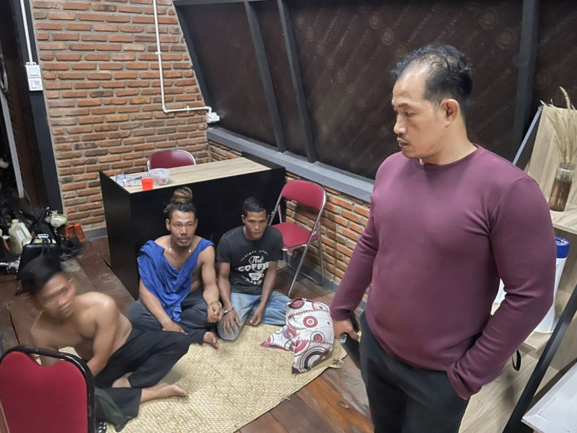 Barang Antik di Candi Muaro Jambi Dicuri